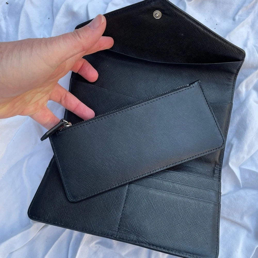 Roots black leather wallet, 7.5” x  4” x 0.5” - Picture 4 of 6